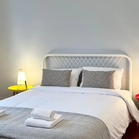 Apartment Le Lutz - Moderne Spacieux - Hyper Centre - Parking Mont-de-Marsan