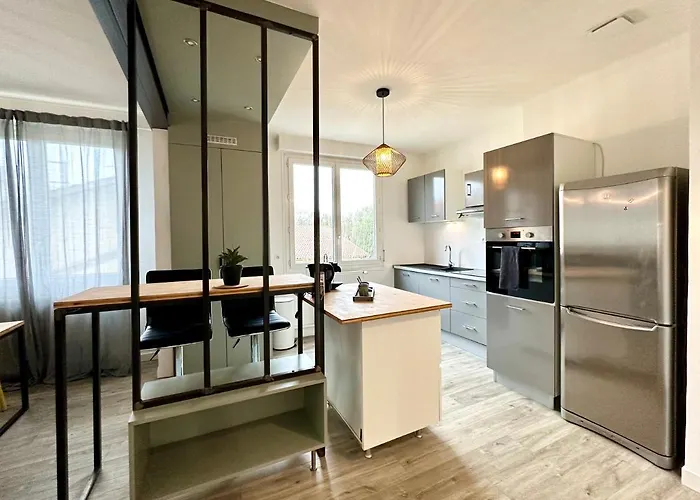 Le Lutz - Moderne Spacieux - Hyper Centre - Parking Apartment Mont-de-Marsan